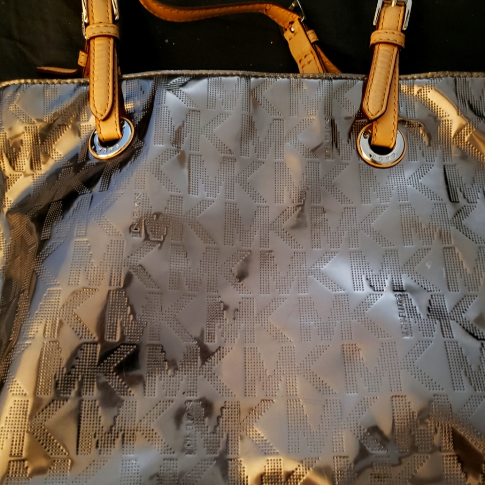COPY - Michael Kors tote